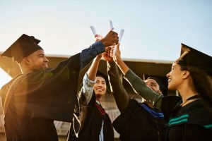 4 Beasiswa S1-S3 ke Luar Negeri Tanpa Syarat TOEFL dan Keuntungannya