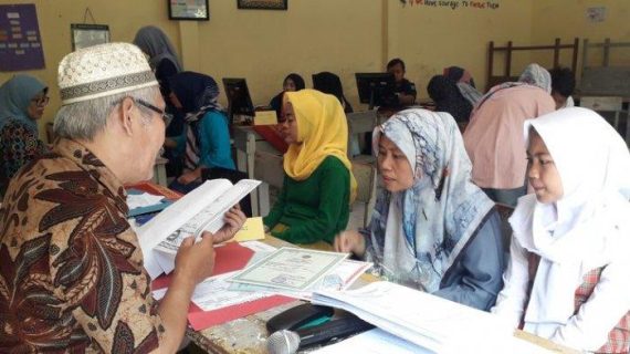 SPMB 2025 Sudah Mulai Dibuka, Berikut Syarat dan Dokumen untuk Daftar Sekolah TK, SD, SMP, dan SMA/SMK